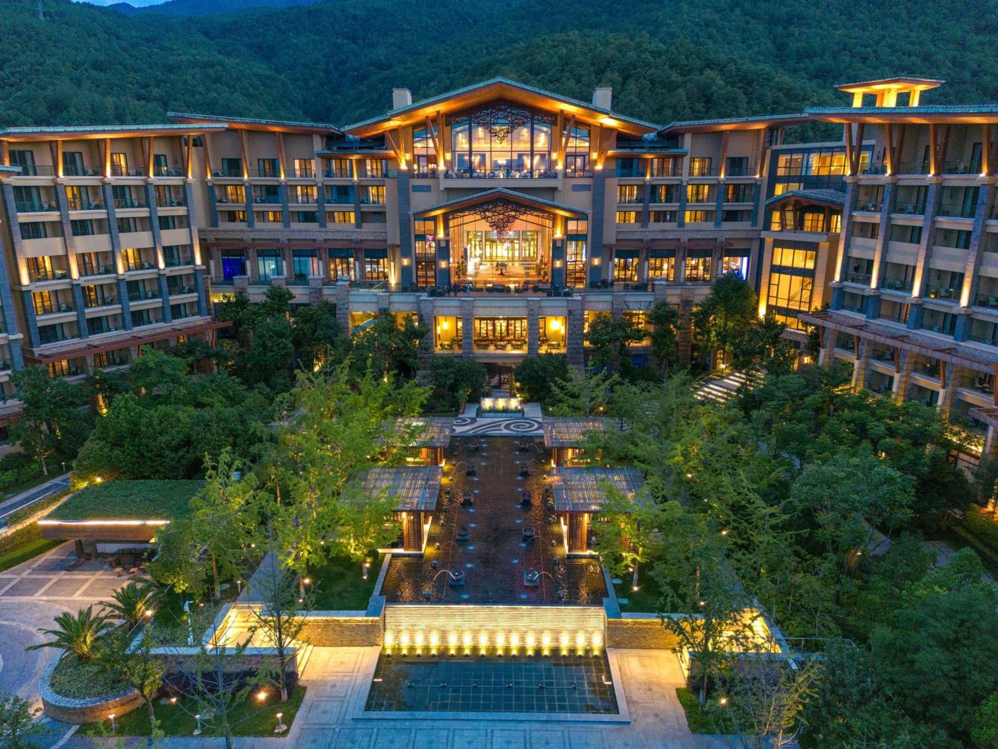 Hilton Dali Resort & Spa Exterior foto